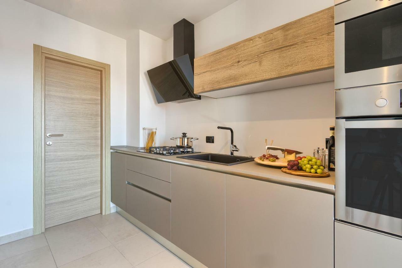 פאז'אנה Adriatic Apartments מראה חיצוני תמונה